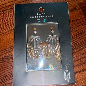 Zara Pineapple Earrings